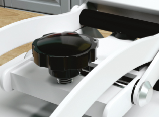 La pressione regolabile consente di applicare su articoli di diverso spessore